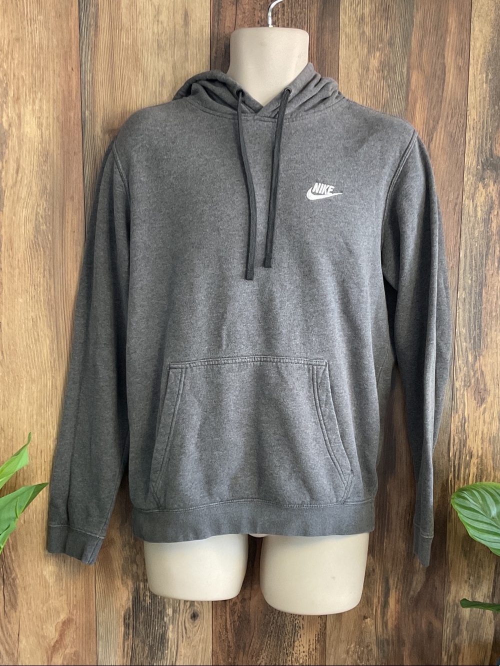 Nike Men's Charcoal Gray Pullover Hoodie M